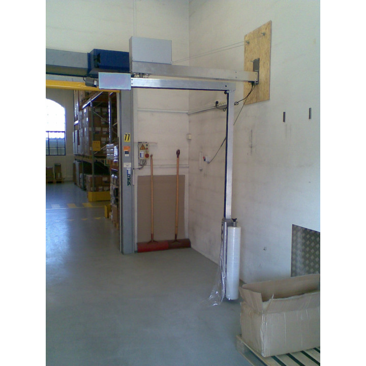 E3 Wrap 2100 Semi-Automatic Pallet Wrapper with Height Sensor